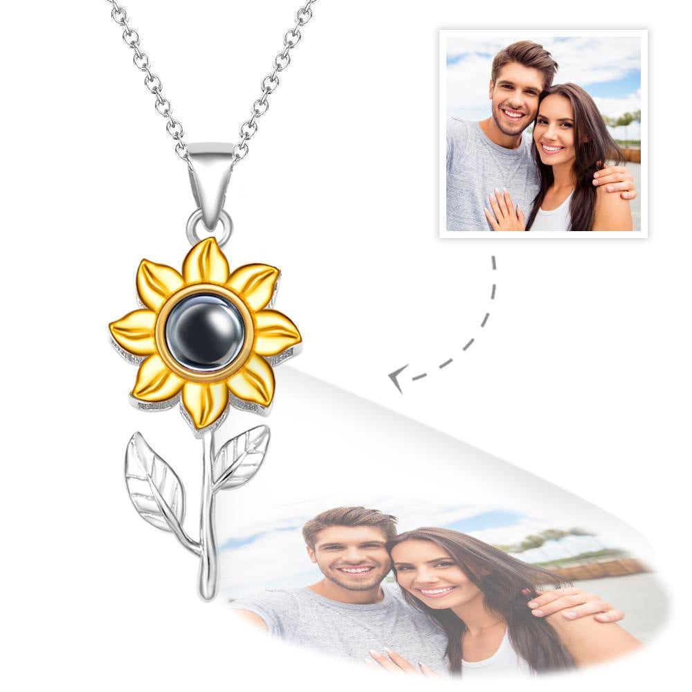 Shining Sunflower Projection Necklace