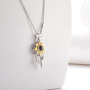 Shining Sunflower Projection Necklace